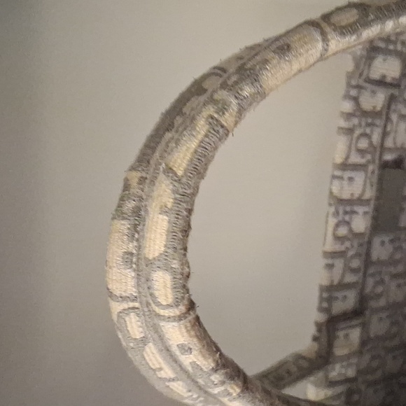 Authentic EUC Dior Ecru and Gray Oblique Book Tote Large. RT $3,750 - Picture 12 of 12